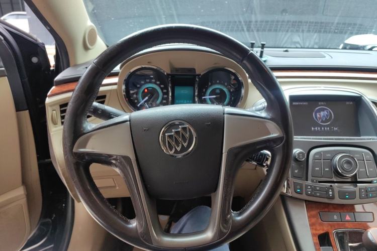 Used Buick LaCrosse 2012 2.4L SIDI Elegant Edition Steering Wheel