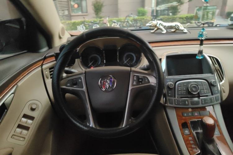 Used Buick LaCrosse 2012 2.4L SIDI Luxury Edition Steering Wheel
