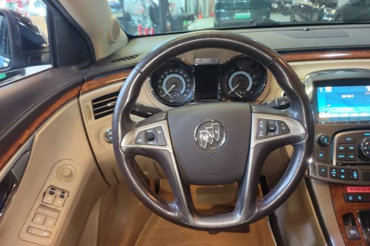 Used Buick LaCrosse 2012 2.4L SIDI Haoya Edition Steering Wheel