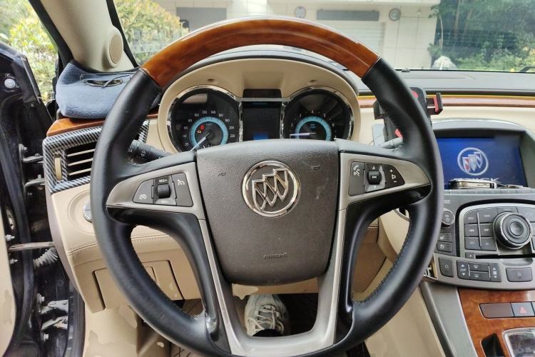 Used Buick LaCrosse 2012 2.4L SIDI Luxury Edition Steering Wheel
