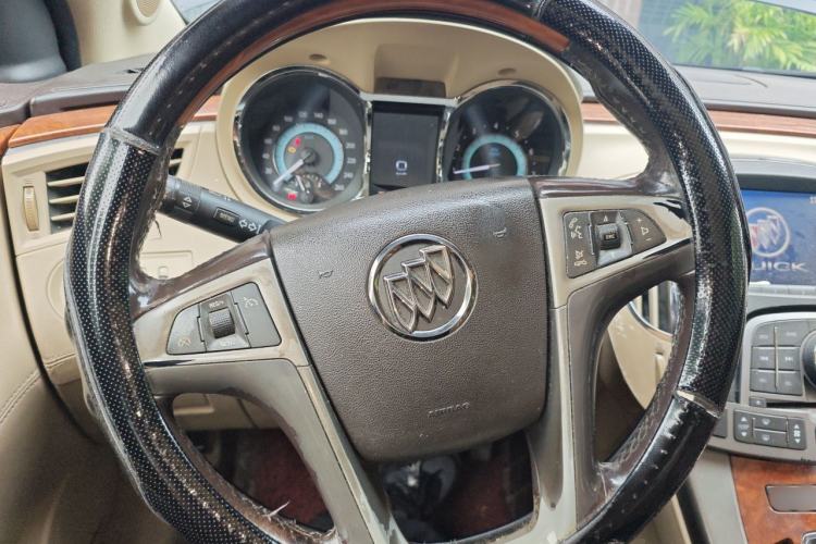 Used Buick LaCrosse 2012 2.4L SIDI Luxury Edition Steering Wheel