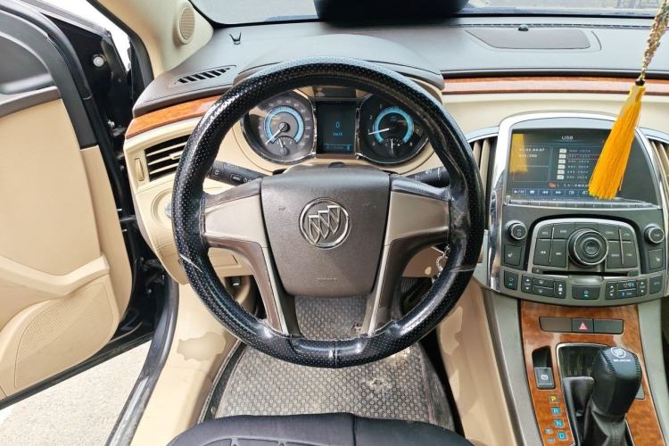 Used Buick LaCrosse 2012 2.4L SIDI Elegant Edition Steering Wheel