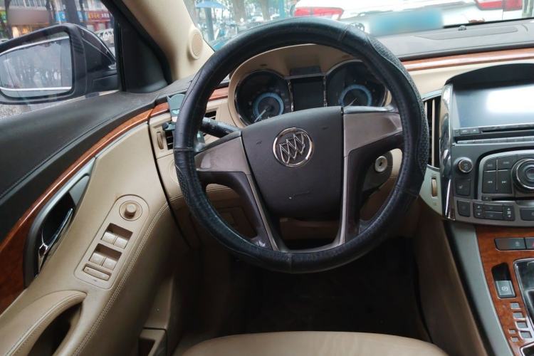 Used Buick LaCrosse 2012 2.4L SIDI Elegant Edition Steering Wheel
