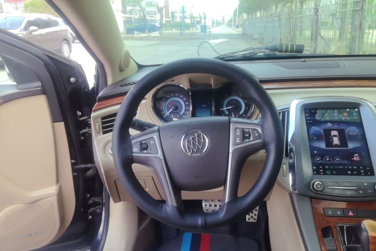 Used Buick LaCrosse 2012 2.4L SIDI Luxury Edition Steering Wheel