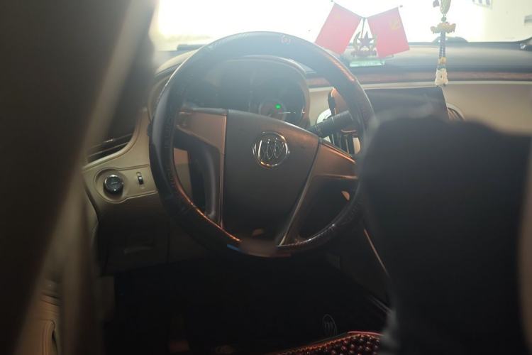 Used Buick LaCrosse 2012 2.4L SIDI Elegant Edition Steering Wheel