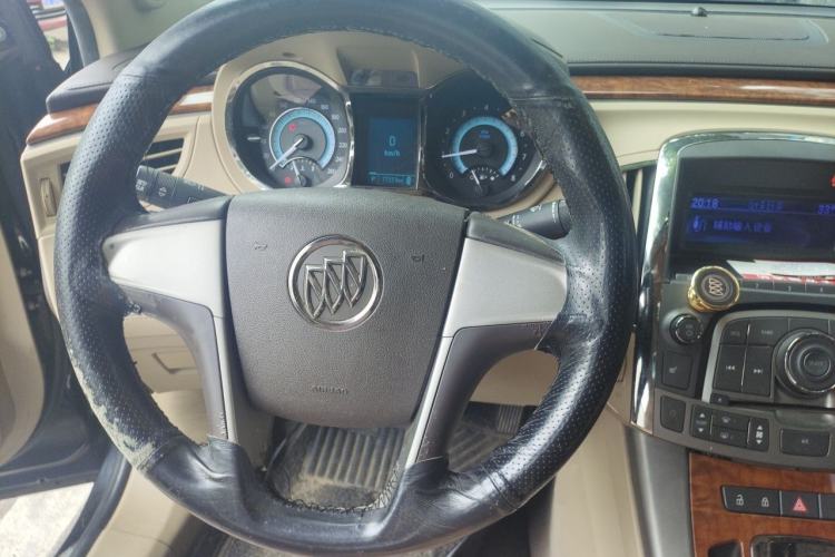 Used Buick LaCrosse 2012 2.4L SIDI Elegant Edition Steering Wheel
