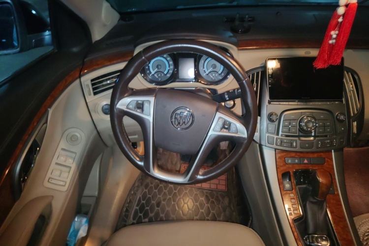 Used Buick LaCrosse 2012 2.4L SIDI Elegant Edition Steering Wheel