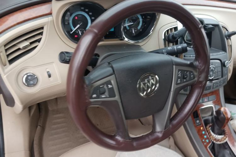 Used Buick LaCrosse 2012 2.4L SIDI Haoya Edition Steering Wheel