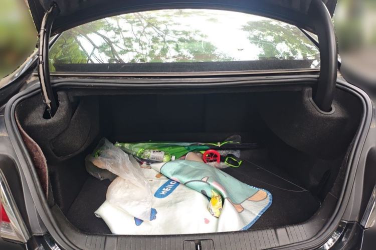 Used Buick LaCrosse 2012 2.4L SIDI Elegant Edition Trunk
