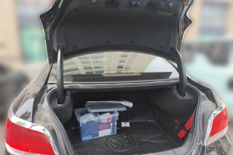 Used Buick LaCrosse 2012 2.4L SIDI Elegant Edition Trunk