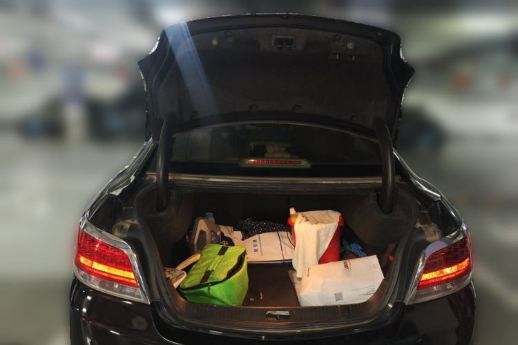 Used Buick LaCrosse 2012 2.4L SIDI Elegant Edition Trunk