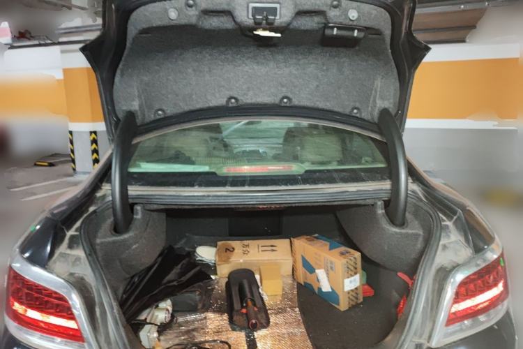Used Buick LaCrosse 2012 2.4L SIDI Elegant Edition Trunk