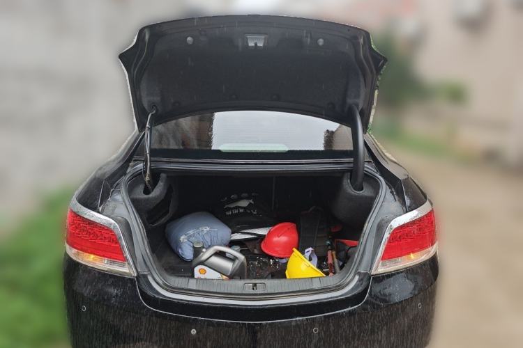 Used Buick LaCrosse 2012 2.4L SIDI Elegant Edition Trunk