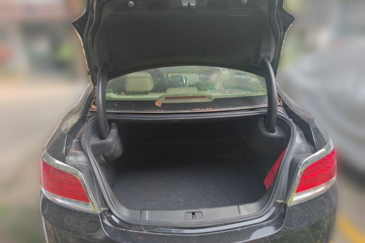 Used Buick LaCrosse 2012 2.4L SIDI Elegant Edition Trunk