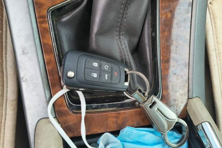 Used Buick LaCrosse 2012 2.4L SIDI Haoya Edition Vehicle Key