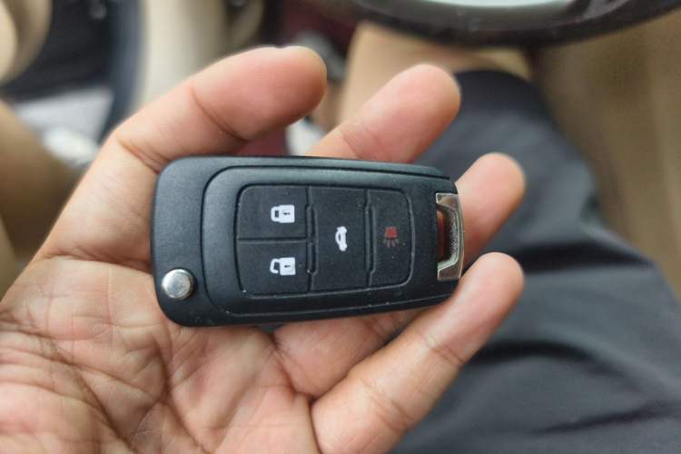 Used Buick LaCrosse 2012 2.4L SIDI Elegant Edition Vehicle Key