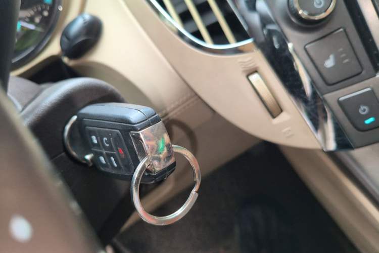 Used Buick LaCrosse 2012 2.4L SIDI Elegant Edition Vehicle Key