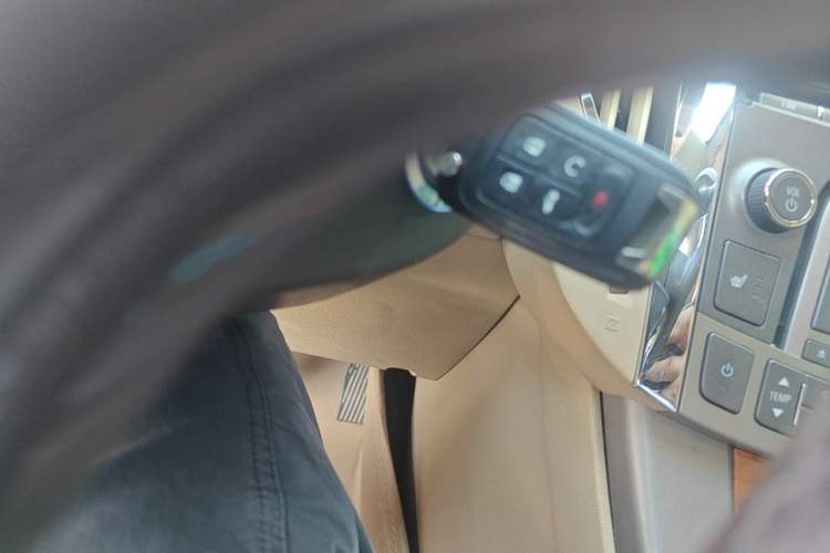 Used Buick LaCrosse 2012 2.4L SIDI Comfort Edition Vehicle Key