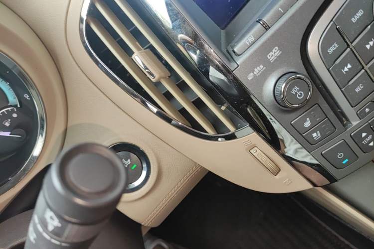Used Buick LaCrosse 2012 2.4L SIDI Luxury Edition Vehicle Key