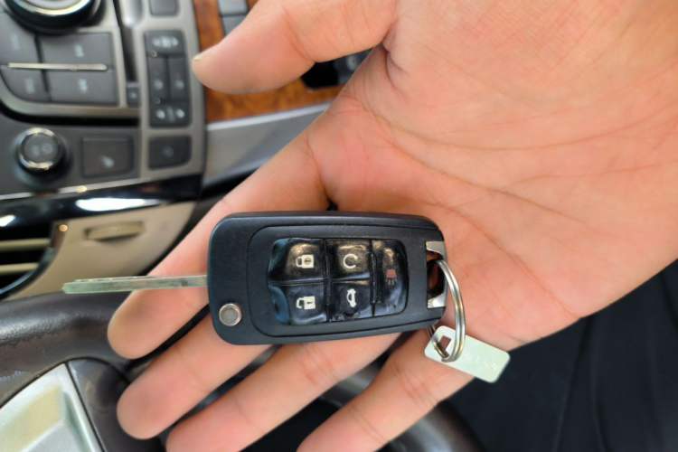 Used Buick LaCrosse 2012 2.4L SIDI Elegant Edition Vehicle Key