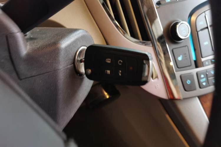 Used Buick LaCrosse 2012 2.4L SIDI Comfort Edition Vehicle Key
