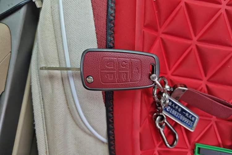 Used Buick LaCrosse 2012 2.4L SIDI Comfort Edition Vehicle Key