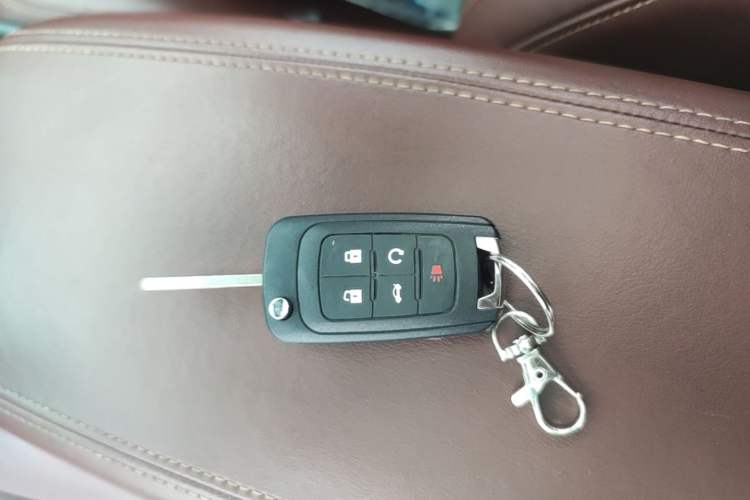 Used Buick LaCrosse 2012 2.4L SIDI Luxury Edition Vehicle Key