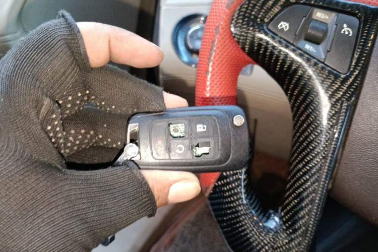 Used Buick LaCrosse 2012 2.4L SIDI Elegant Edition Vehicle Key