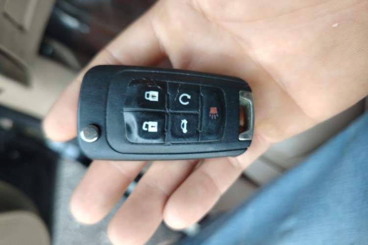 Used Buick LaCrosse 2012 2.4L SIDI Comfort Edition Vehicle Key