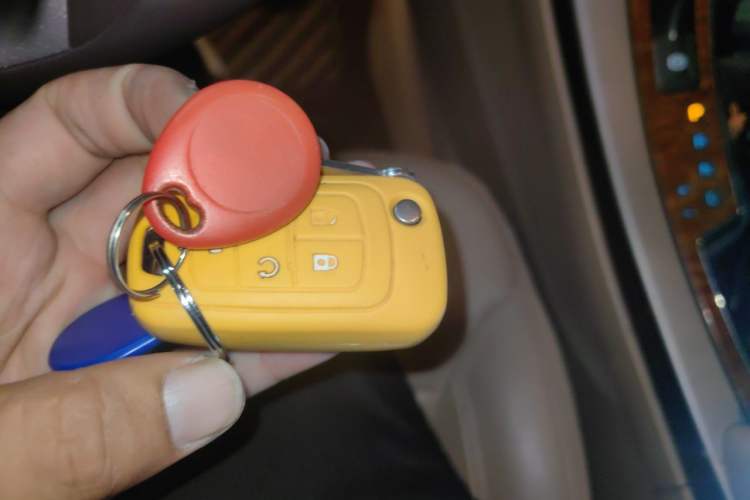 Used Buick LaCrosse 2012 2.4L SIDI Luxury Edition Vehicle Key