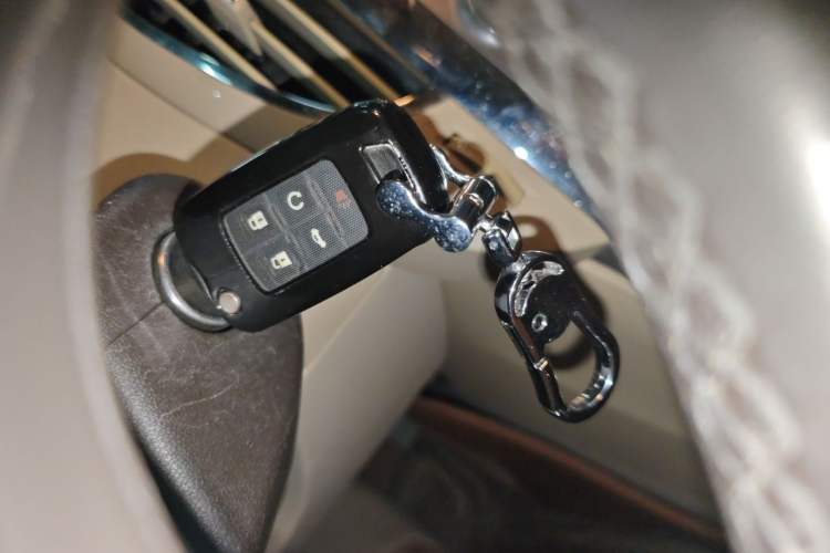 Used Buick LaCrosse 2012 2.4L SIDI Haoya Edition Vehicle Key
