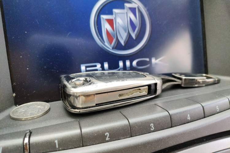 Used Buick LaCrosse 2012 2.4L SIDI Luxury Edition Vehicle Key