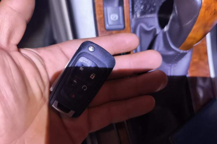 Used Buick LaCrosse 2012 2.4L SIDI Haoya Edition Vehicle Key
