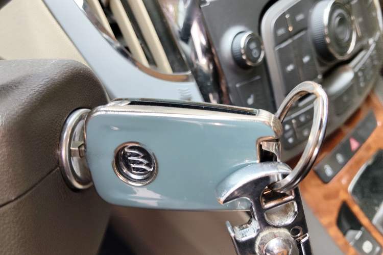 Used Buick LaCrosse 2012 2.4L SIDI Elegant Edition Vehicle Key
