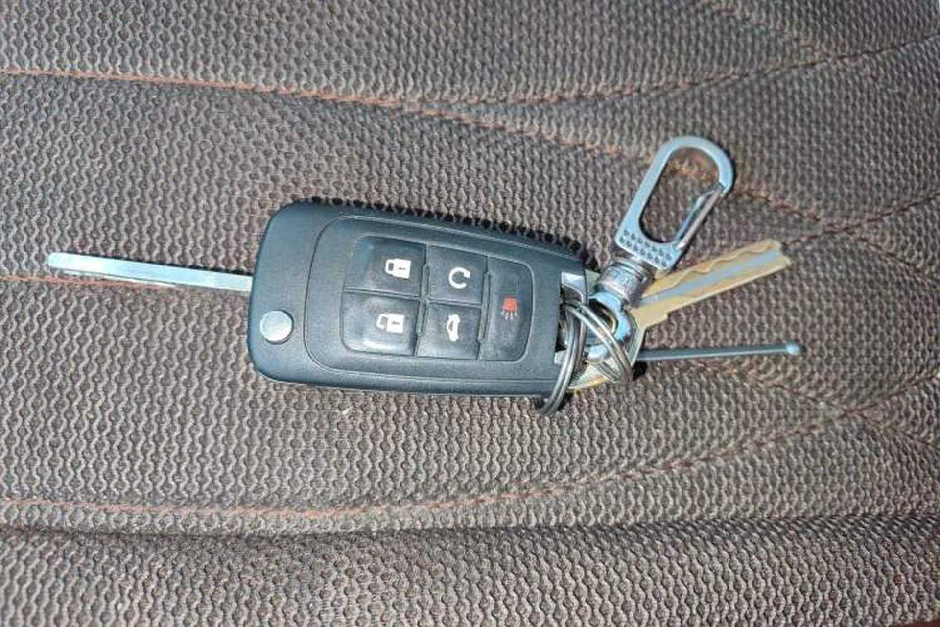 Used Buick LaCrosse 2012 2.4L SIDI Elegant Edition Vehicle Key