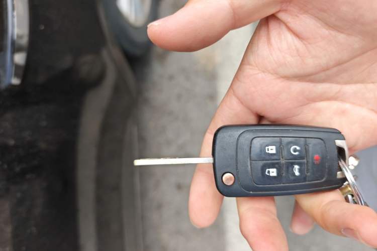 Used Buick LaCrosse 2012 2.4L SIDI Comfort Edition Vehicle Key