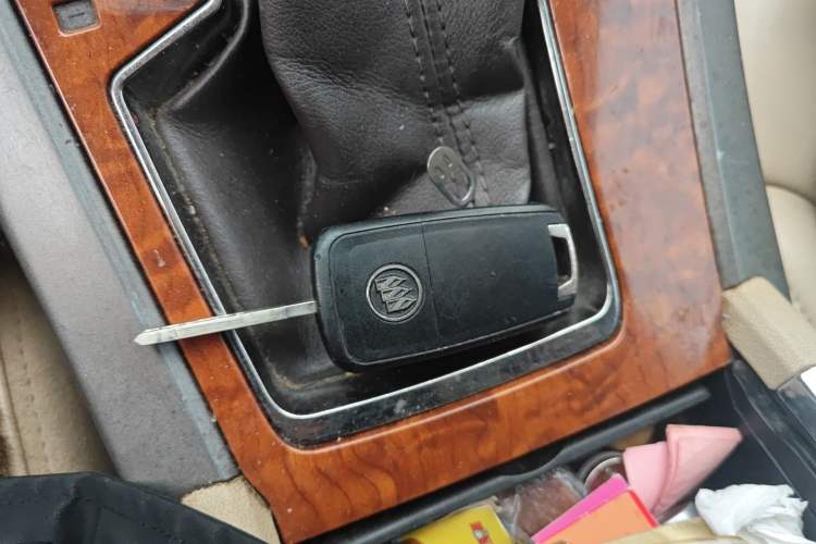 Used Buick LaCrosse 2012 2.4L SIDI Luxury Edition Vehicle Key