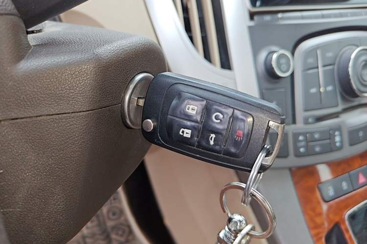 Used Buick LaCrosse 2012 eAssist 2.4L Elegance Edition Vehicle Key