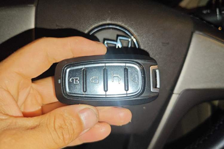 Used Buick LaCrosse 2012 2.4L SIDI Elegant Edition Vehicle Key