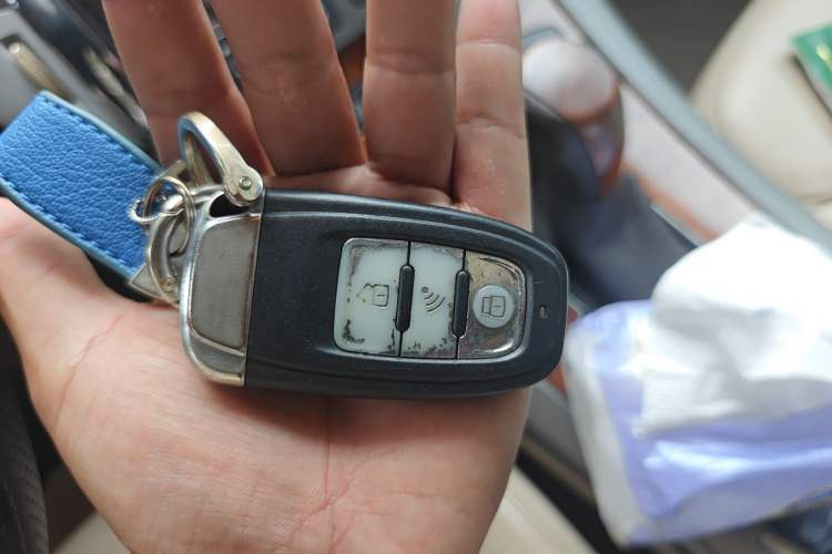 Used Buick LaCrosse 2012 2.4L SIDI Elegant Edition Vehicle Key
