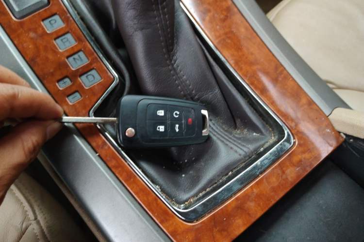 Used Buick LaCrosse 2012 2.4L SIDI Elegant Edition Vehicle Key
