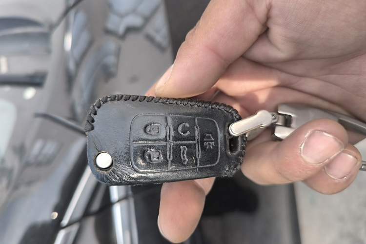 Used Buick LaCrosse 2012 2.4L SIDI Comfort Edition Vehicle Key