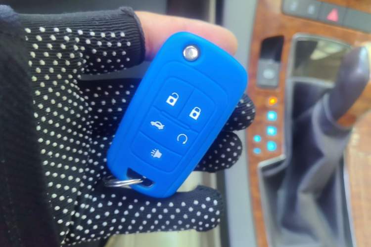 Used Buick LaCrosse 2012 2.4L SIDI Luxury Edition Vehicle Key