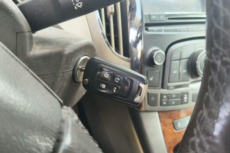 Used Buick LaCrosse 2012 2.4L SIDI Elegant Edition Vehicle Key