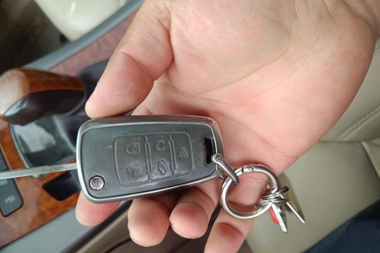 Used Buick LaCrosse 2012 2.4L SIDI Luxury Edition Vehicle Key