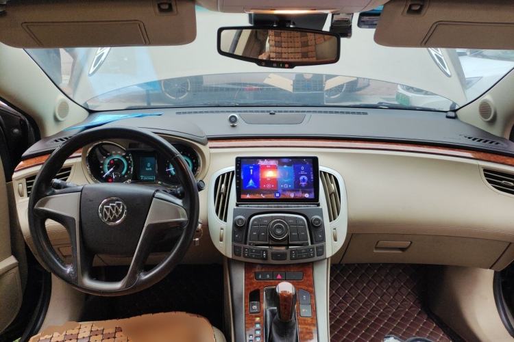 Used Buick LaCrosse 2012 2.4L SIDI Comfort Edition Center Console