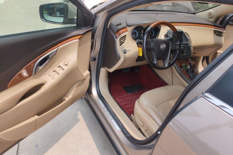 Used Buick LaCrosse 2012 2.4L SIDI Luxury Edition Driver Seat