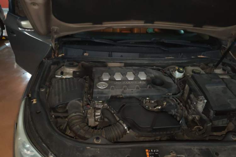 Used Buick LaCrosse 2012 2.4L SIDI Haoya Edition Engine Bay Right