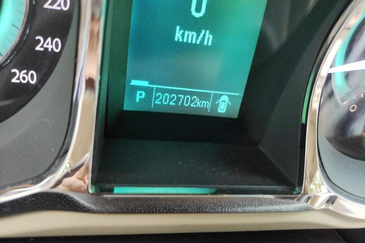 Used Buick LaCrosse 2012 2.4L SIDI Comfort Edition Odometer Close Up
