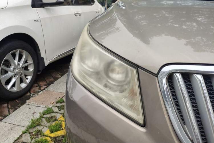 Used Buick LaCrosse 2012 2.4L SIDI Comfort Edition Right Front Headlight